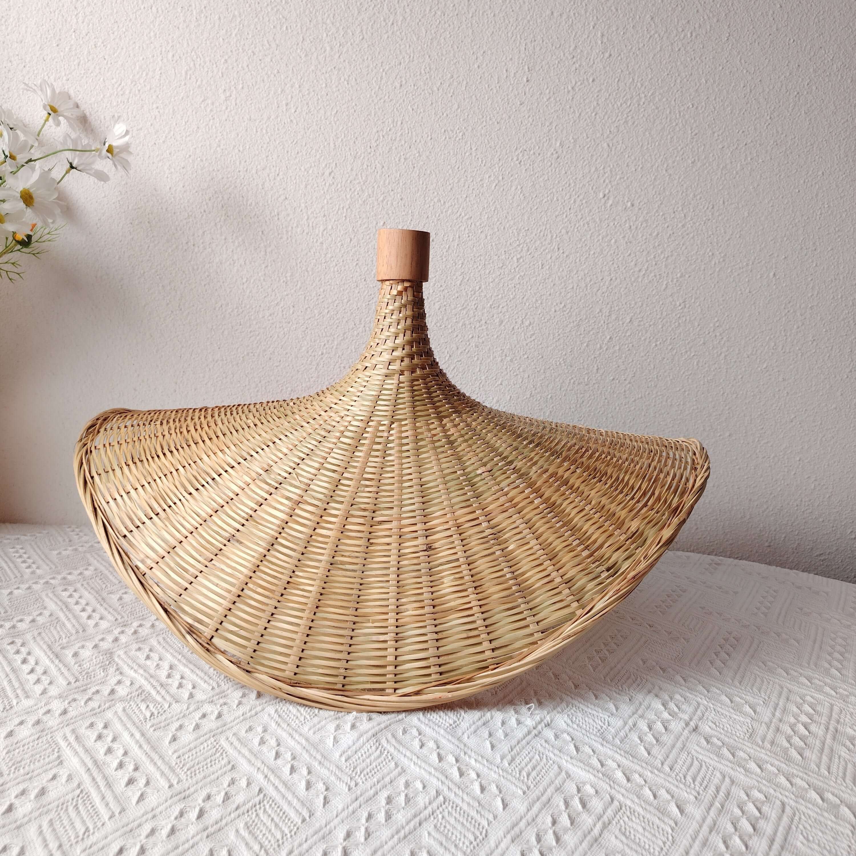 Chic Bamboo Pendant Lamp Shade - Handcrafted Natural Lighting