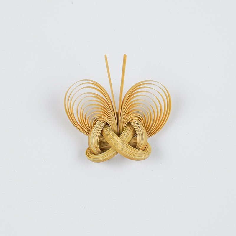 Handcrafted Bamboo Brooch Collection-Elegant Design